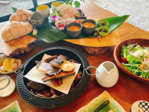 心のリゾート海の別邸ふる川　温泉付きメゾネットスイート　（食事編）